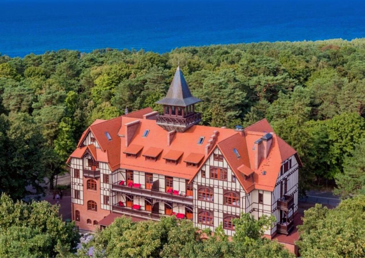 Kaiserhof Krynica Morska Aparthotel Екстериор снимка