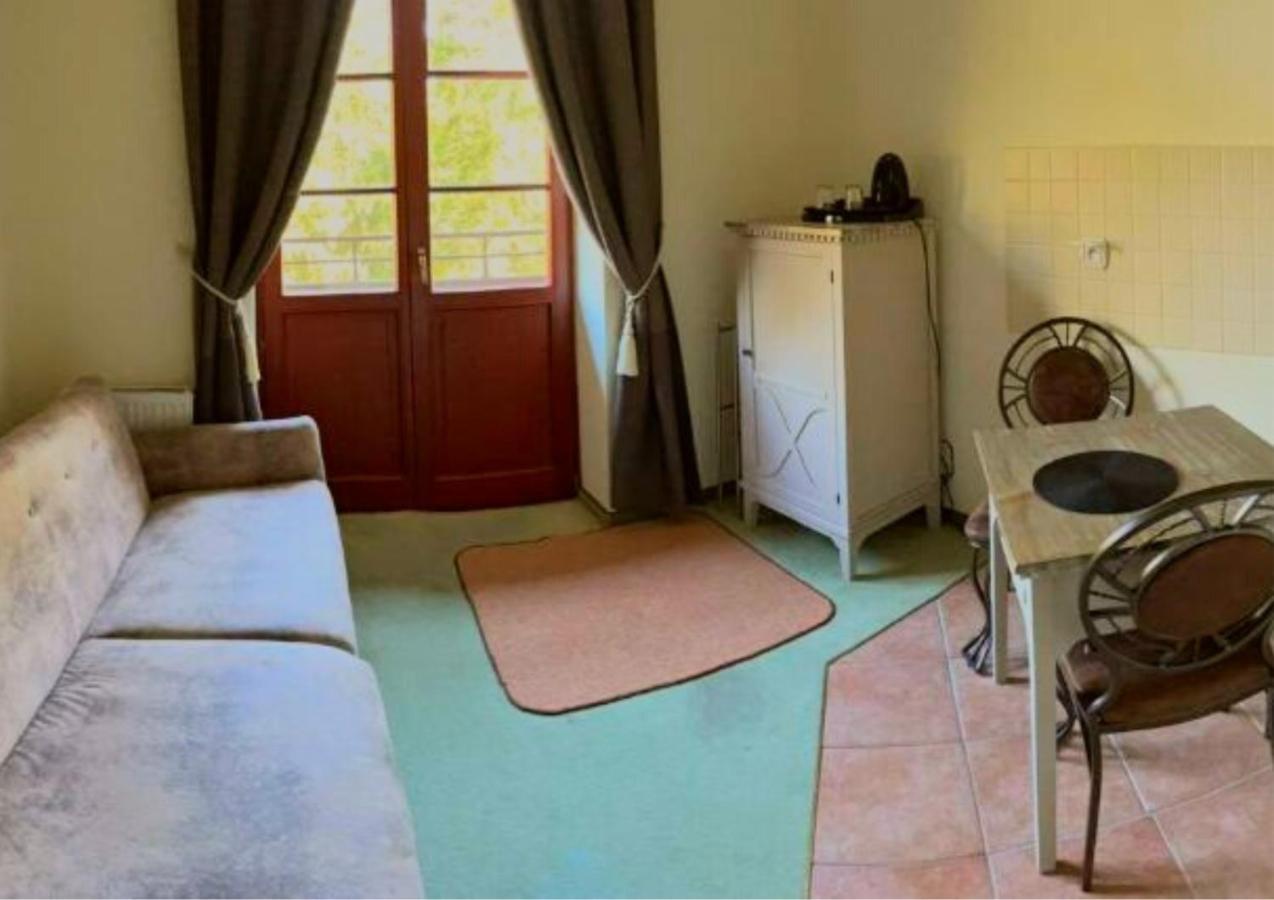 Kaiserhof Krynica Morska Aparthotel Екстериор снимка