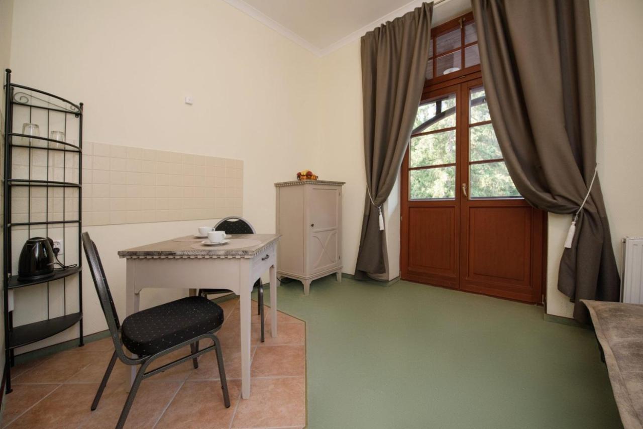 Kaiserhof Krynica Morska Aparthotel Екстериор снимка