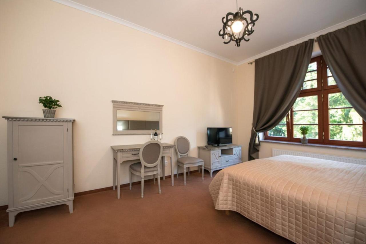 Kaiserhof Krynica Morska Aparthotel Екстериор снимка